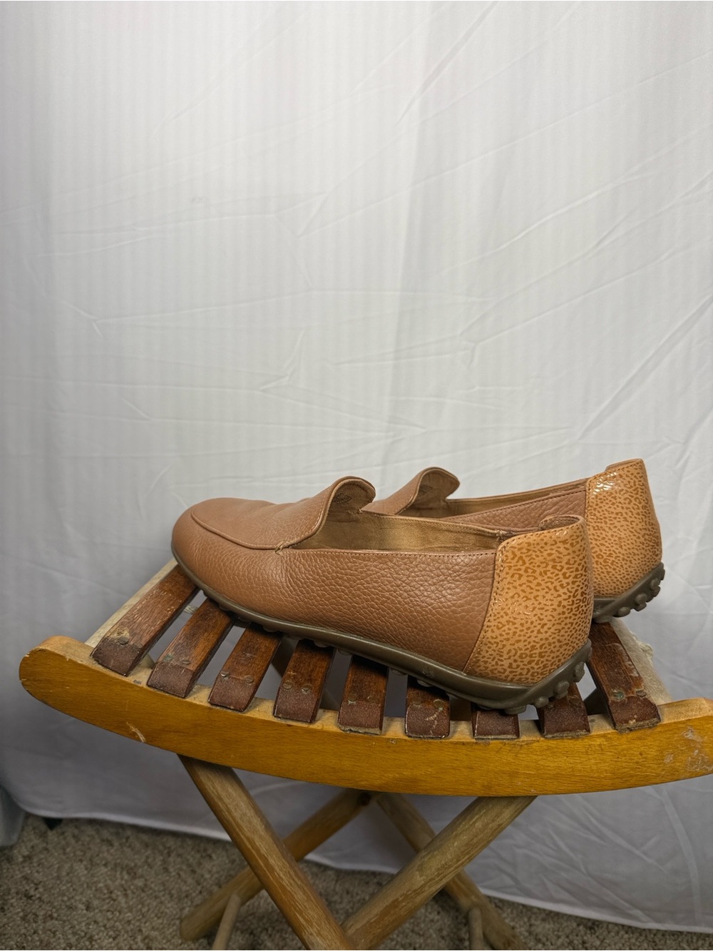 Vionic Tan Leather Slip-On Loafers Rubber Grip Soles